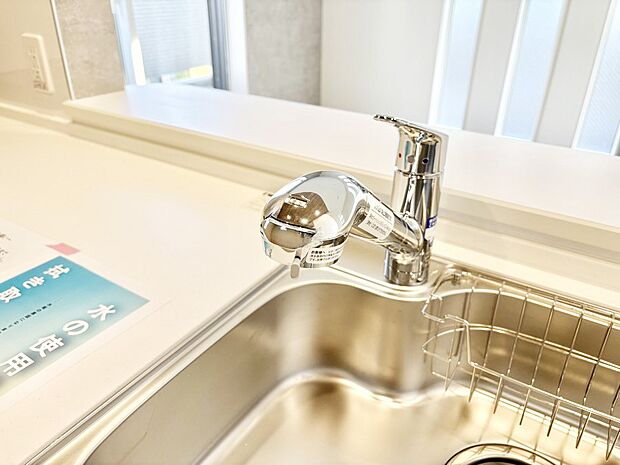 【蛇口一体型浄水器】いつでも清潔なおいしいお水を。一つの水栓で水道水と浄水を使い分け。