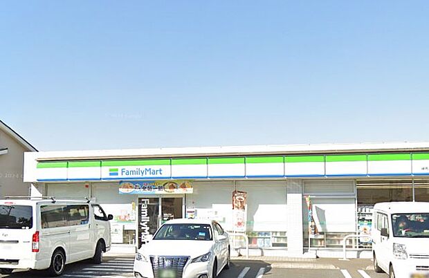 ファミリーマート練馬大泉町一丁目店(約100m・徒歩2分)