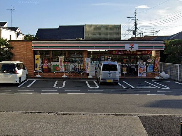 セブン-イレブン 都立西高前店（約400m・徒歩5分）