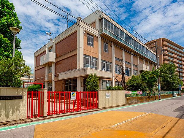 川口市立芝南小学校（約130m・徒歩2分）