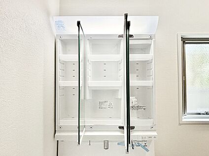 三面鏡裏収納