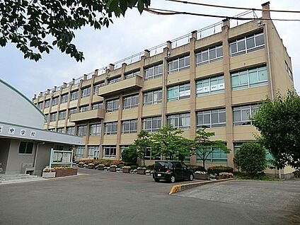川越市立大東中学校 1600m