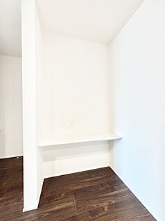 その他設備(キッチン横カウンター)