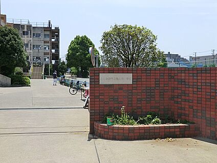 ふじみ野市立亀久保小学校 400m