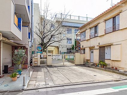足立区立栗原小学校 650m