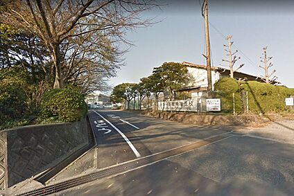 自由ヶ丘小学校 1700ｍ