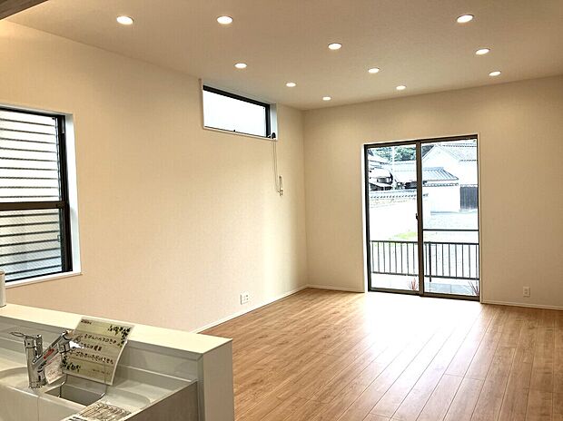 【淡輪駅前1-17】 LDK