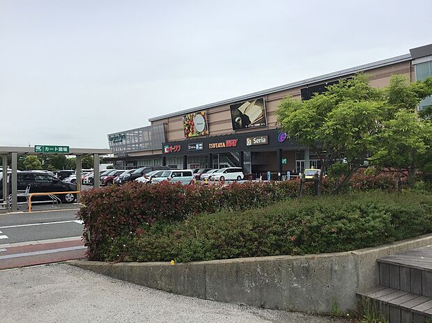 メッサオークワガーデンパーク和歌山店（約752m）