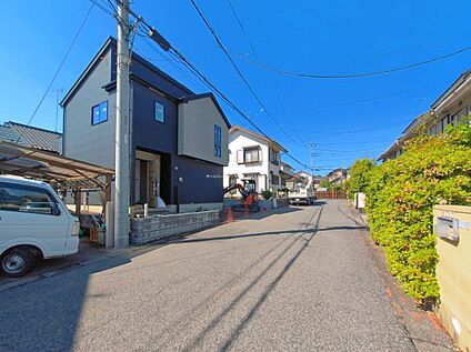 前面道路含む現地写真