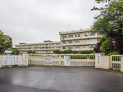 川越市立武蔵野小学校 1400m (徒歩18分)