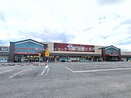 ベイシア鶴ヶ島店 1975m(徒歩25分/車で４分)