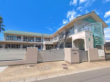 脇田新町保育園 700ｍ(徒歩9分)