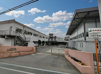 毛呂山町立川角中学校 1500ｍ(徒歩19分)