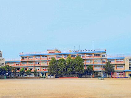 川越市立高階小学校 720m(徒歩９分)