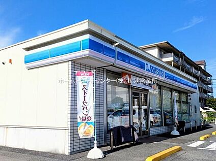 ローソン鶴ヶ島脚折店 848m(徒歩11分/自転車で４分)