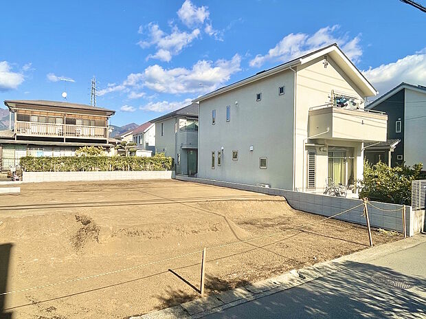 2号棟 キッチン横にはパントリー収納があり奥様も喜びますね♪【撮影日】2026/01/06