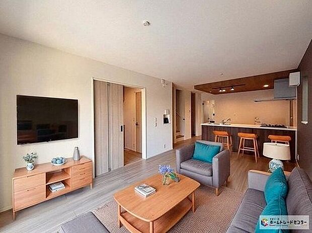 毎日大切な家族とコミュニケーションがとれる家族思いの間取りを作りました。※こちらはCGで画像を生成したイメージ画像になります。家具などは付いておりません。