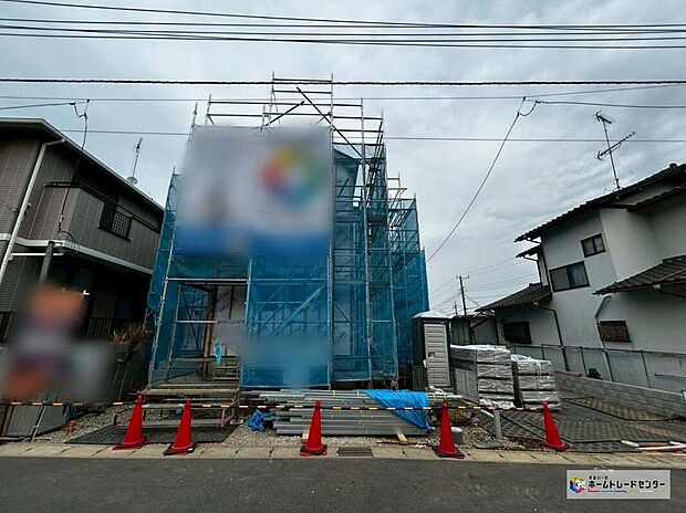 穏やかな時が流れる落ち着いた住環境の低層住宅地。新たな住まいでのびのびとした新生活を始めてみませんか♪資料送付・ご見学即対応いたします！まずはお気軽にお問い合わせください♪