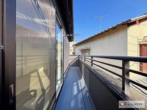 【バルコニー】南面にバルコニーを配置しました！これなら、洗濯物も早く乾きそうですね♪