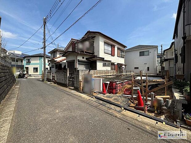 【前面道路含む現地写真】周辺商業施設が充実！
グリーンマークシティーまで車3分、まいばすけっとまで徒歩9分、セブンイレブンまで自転車3分♪近いので毎日のお買い物もラクラク♪