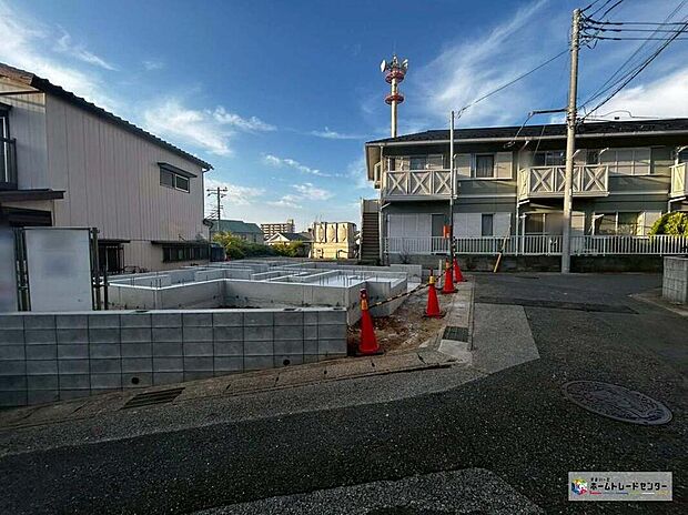 【前面道路含む現地写真】平日・お仕事帰りなど、いつでもご案内致します！お気軽にお問い合わせ下さい♪