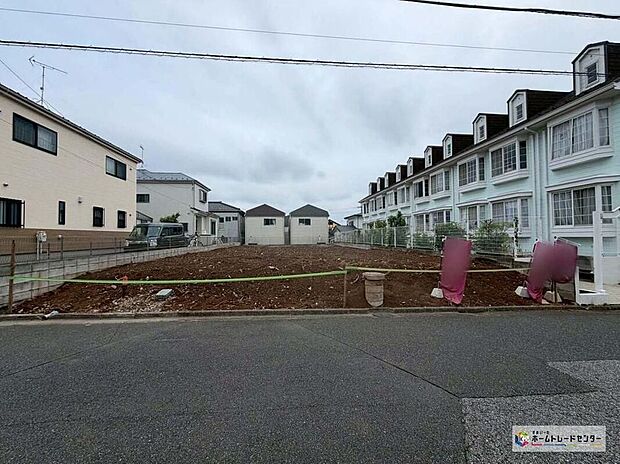 【現地外観写真】当日のご見学予約も承ります！ご見学の際には実際に周辺を歩いてみて生活のイメージにつなげるのも良いですね。同じものは２つとない「夢のマイホーム」との出会いが待っているかもしれません♪