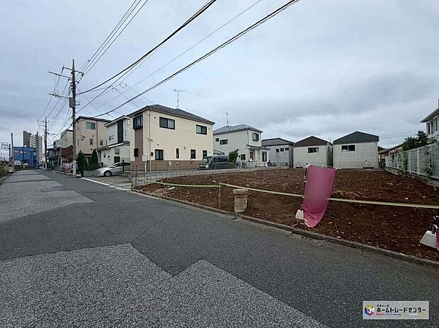 【前面道路含む現地写真】今から見たい！大歓迎です。お気軽にホームトレードセンターまでお問い合わせください！平日・お仕事帰りなど、いつでも現地ご案内致します！
