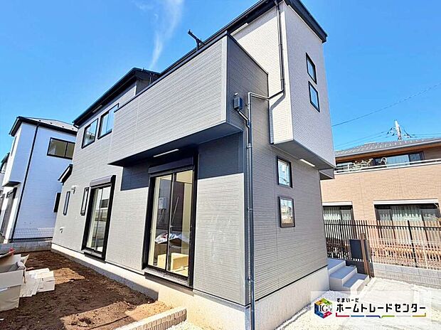 【 現地外観写真】【2号棟】【資料請求(無料)】【電話で問い合わせ(無料)】から、お日にち・時間帯のご指定が可能です!【ネットで見学予約】の欄からご希望の日時で直接ご見学予約も可能です!
