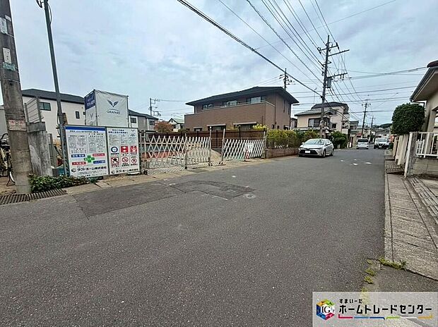 【前面道路含む現地写真】【2号棟】気になった物件すぐにご見学対応させていただきます。平日・お仕事帰りなど、いつでもご案内可能です。周辺環境と併せて、実際に現地をご確認ください♪