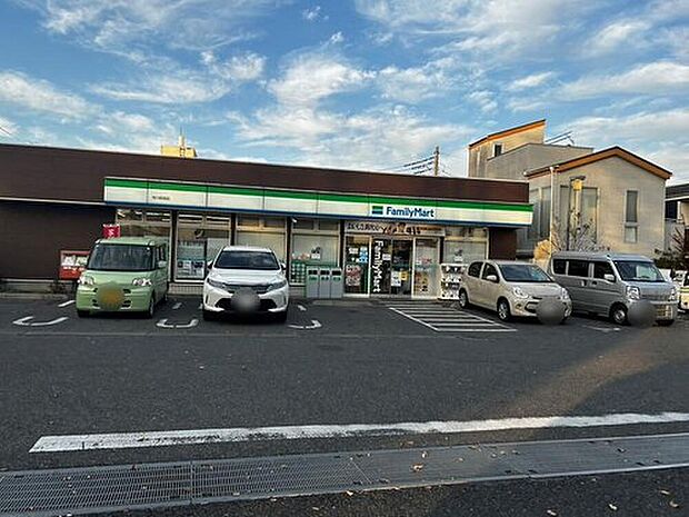 ファミリーマート市川若宮店(約546m)