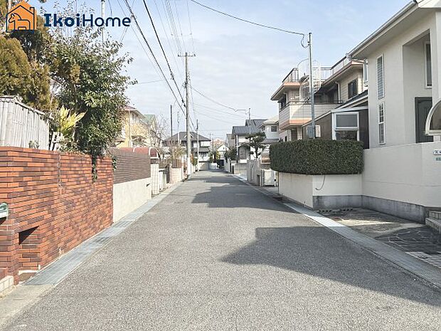 【ホームページに現地動画掲載中】●年中無休：当日予約可●前面道路幅員6ｍ！入出庫の際も楽々安心！