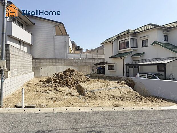 なかなか物件が出ないエリアの新築戸建て!建物は長期優良住宅・住宅性能評価取得!大型車2台可能!