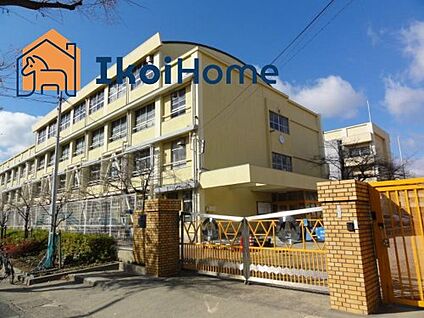 神戸市立神陵台小学校 徒歩400m