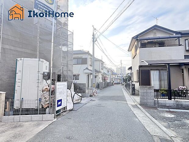 【外観】【ホームページに現地動画掲載中】●年中無休:当日予約可●前面道路北東側幅員約3.8mです!