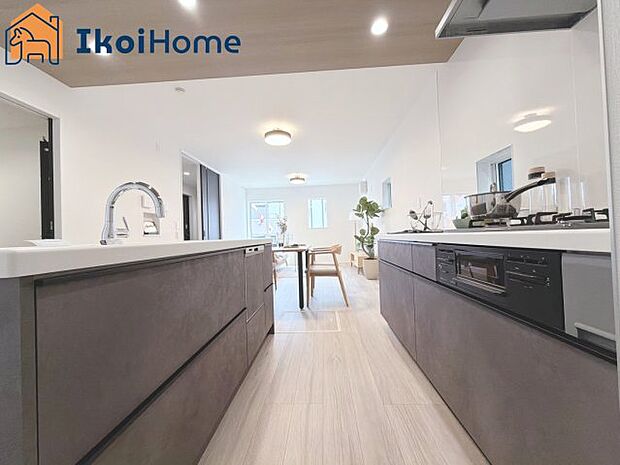 【キッチン】【ホームページに現地動画掲載中】●年中無休:当日予約可●食洗機付き!ガスコンロは背面の壁付け部分に!