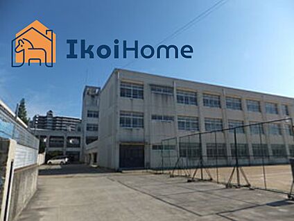 神戸市立平野中学校 徒歩143m