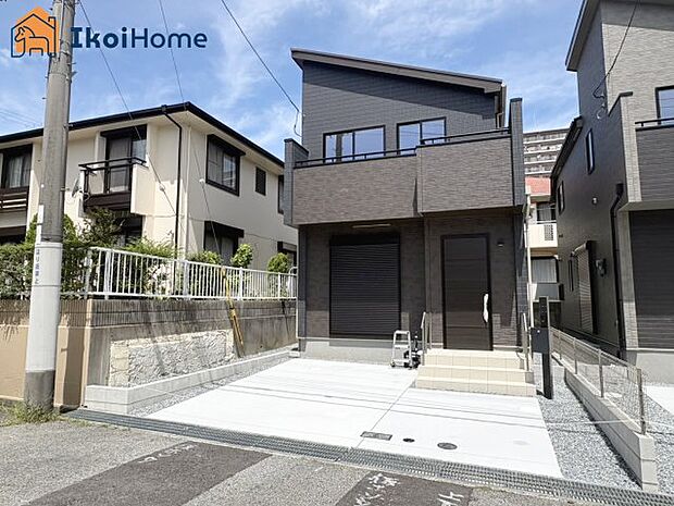 【外観】【ホームページに現地動画掲載中】●年中無休：当日予約可●駅近ながらお車もゆったり1台駐車可能！