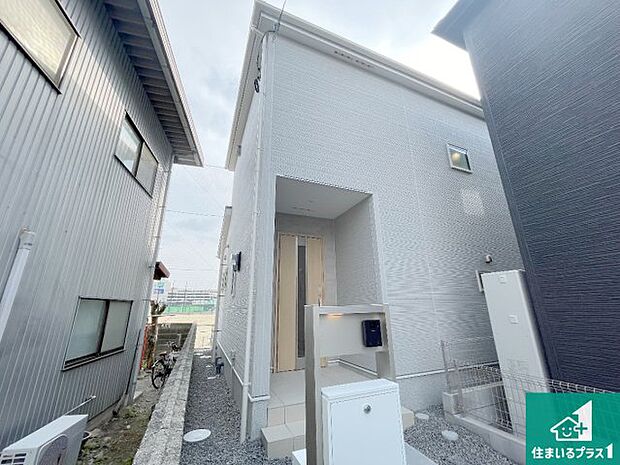 安心の10年保証!外観を美しく保ち、雨水で汚れを落とします!気になることがありましたら、お気軽にお問い合わせください!