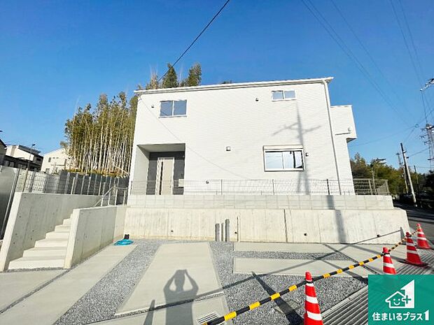 安心の10年保証！外観を美しく保ち、雨水で汚れを落とします！気になることがありましたら、お気軽にお問い合わせください！