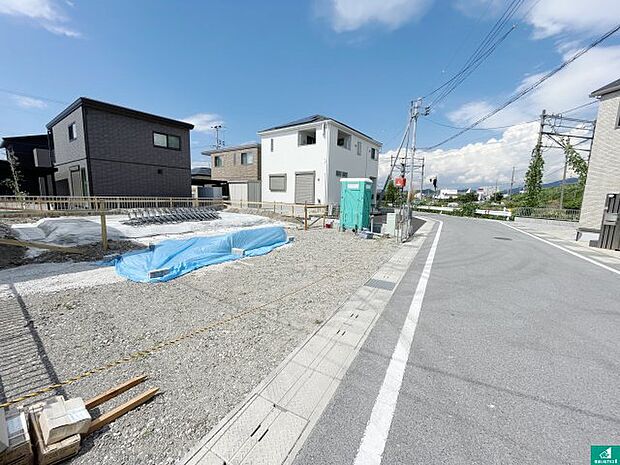 現在建築中!落ち着いた街並みで新生活を始めることが出来そう!周辺の物件も併せてご紹介させて頂きます!