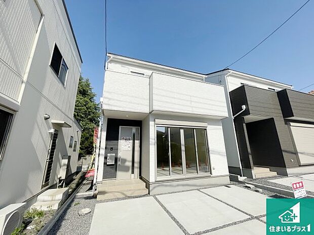 【外観】安心の10年保証！外観を美しく保ち、雨水で汚れを落とします！気になることがありましたら、お気軽にお問い合わせください！