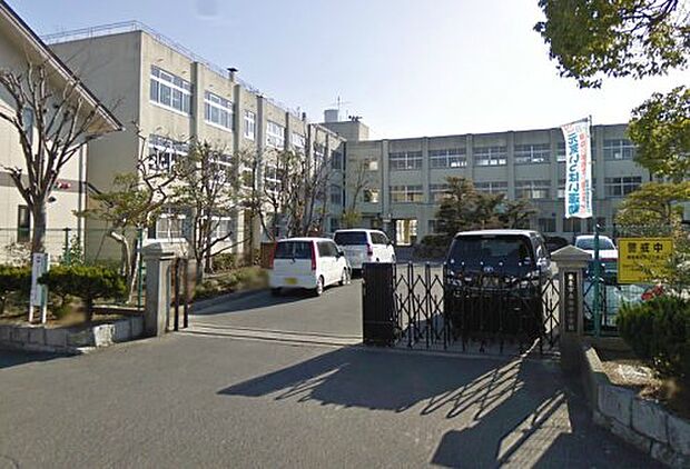 栗東市立治田小学校