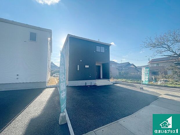 【外観】安心の10年保証!外観を美しく保ち、雨水で汚れを落とします!気になることがありましたら、お気軽にお問い合わせください!