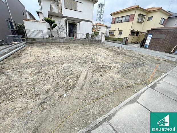 【外観】現在建築中！落ち着いた街並みで新生活を始めることが出来そう！周辺の物件も併せてご紹介させて頂きます！