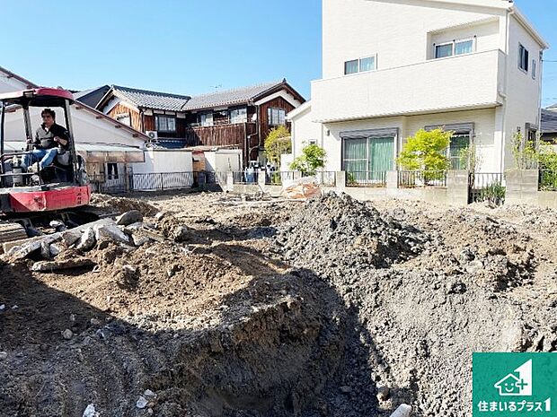 【外観】現在建築中！落ち着いた街並みで新生活を始めることが出来そう！周辺の物件も併せてご紹介させて頂きます！ 