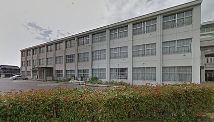 愛荘町立愛知中学校 徒歩1750m