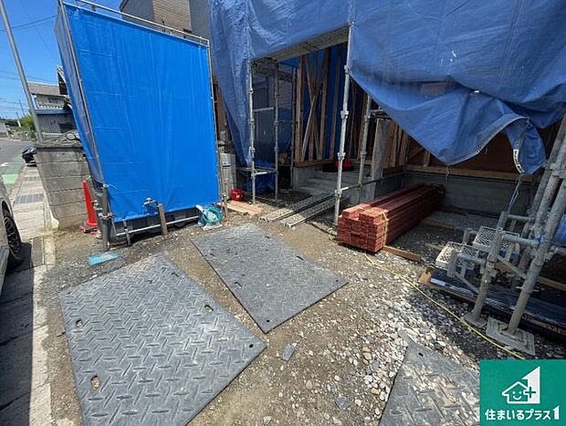 【外観】現在建築中!落ち着いた街並みで新生活を始めることが出来そう!周辺の物件も併せてご紹介させて頂きます!