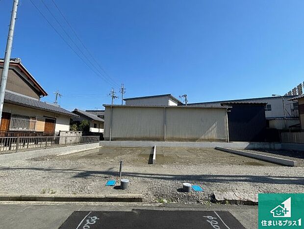 【外観】現在建築中！落ち着いた街並みで新生活を始めることが出来そう！周辺の物件も併せてご紹介させて頂きます！