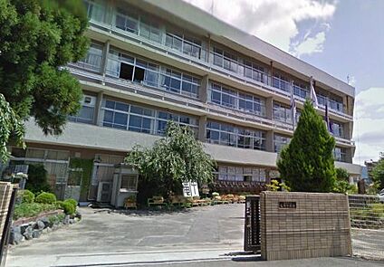 亀岡市立亀岡小学校 徒歩366m