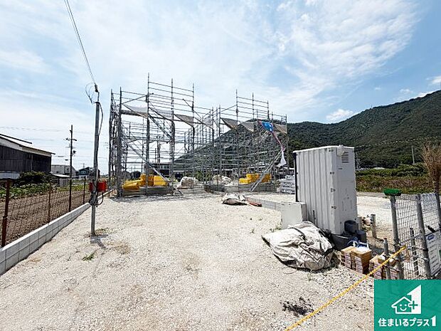 現在建築中!落ち着いた街並みで新生活を始めることが出来そう!周辺の物件も併せてご紹介させて頂きます!